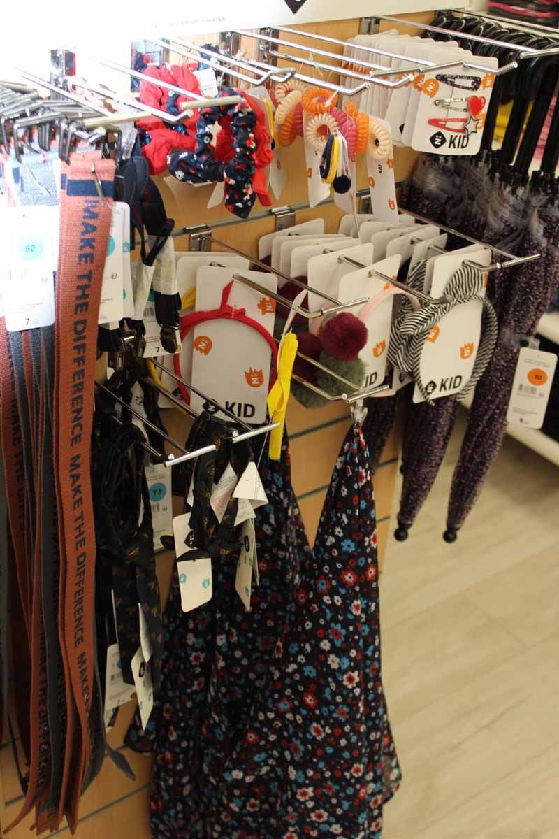 Vêtements Z  Magasin de vêtements, jouets, accessoires - Savoie, Isère